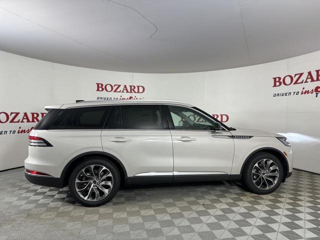 new 2025 Lincoln Aviator car, priced at $65,925