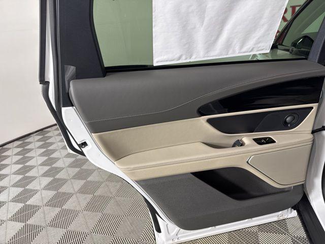new 2025 Lincoln Nautilus car, priced at $68,184