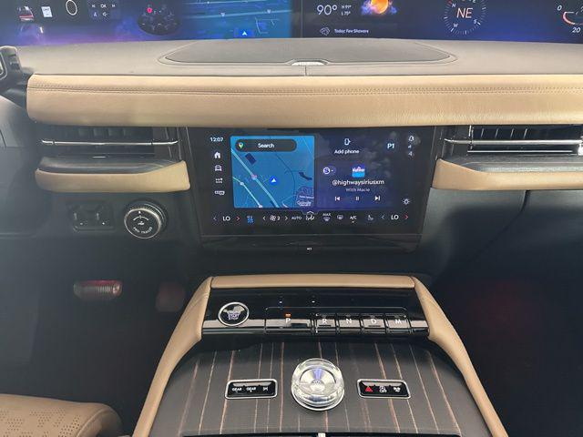 new 2025 Lincoln Navigator car, priced at $121,480