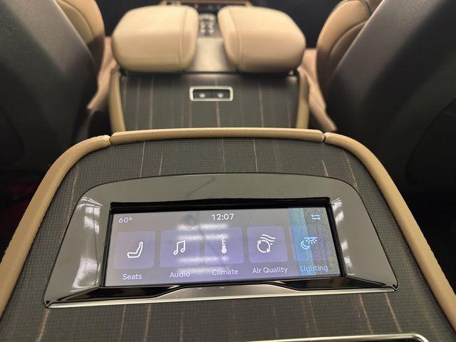 new 2025 Lincoln Navigator car, priced at $121,480