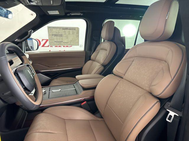 new 2025 Lincoln Navigator car, priced at $121,480