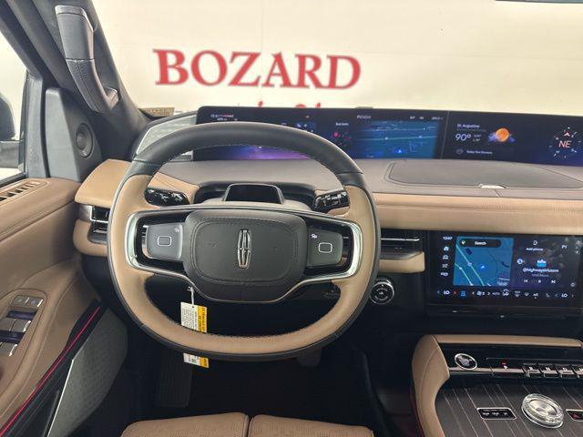 new 2025 Lincoln Navigator car, priced at $121,480