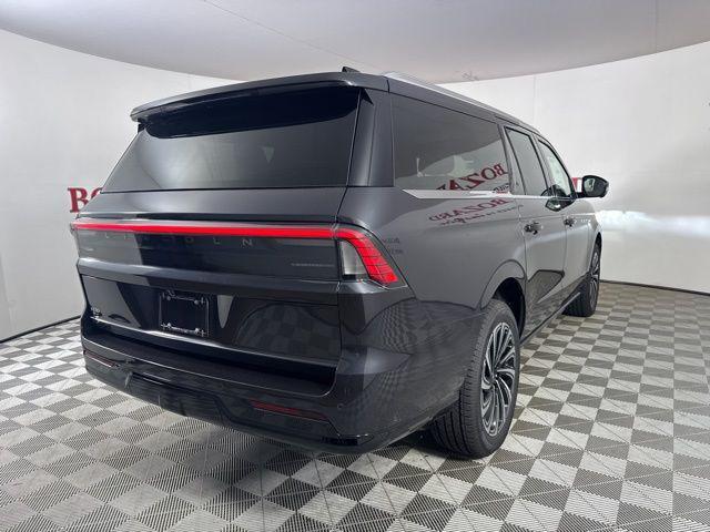 new 2025 Lincoln Navigator car, priced at $121,480
