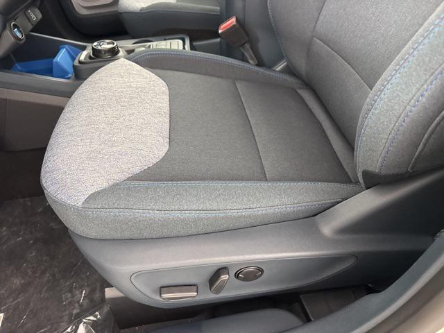 new 2025 Ford Maverick car, priced at $33,677