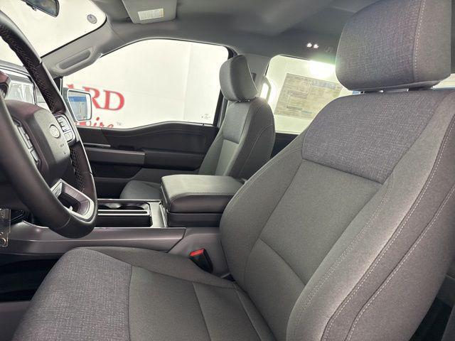 new 2025 Ford F-150 car, priced at $50,928