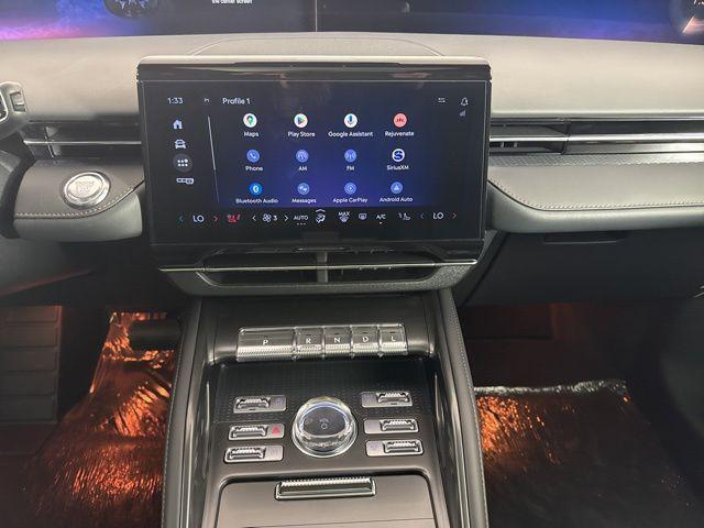new 2025 Lincoln Nautilus car, priced at $63,627