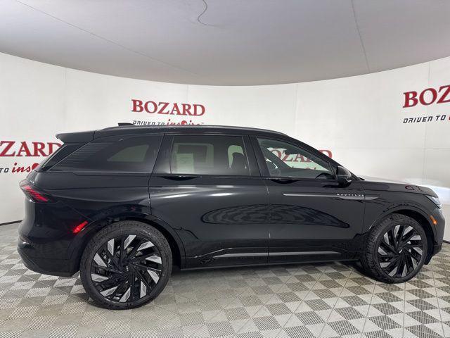 new 2025 Lincoln Nautilus car, priced at $63,627