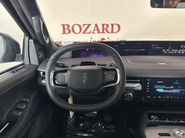new 2025 Lincoln Navigator car, priced at $112,180