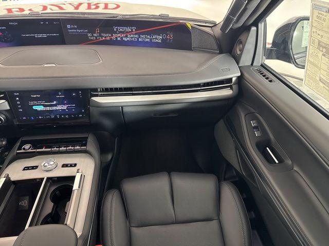 new 2025 Lincoln Navigator car, priced at $112,180