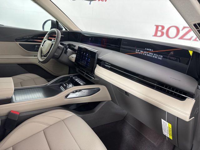 new 2025 Lincoln Nautilus car, priced at $50,816