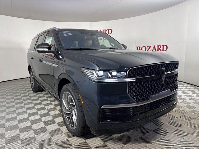 new 2025 Lincoln Navigator car, priced at $98,822