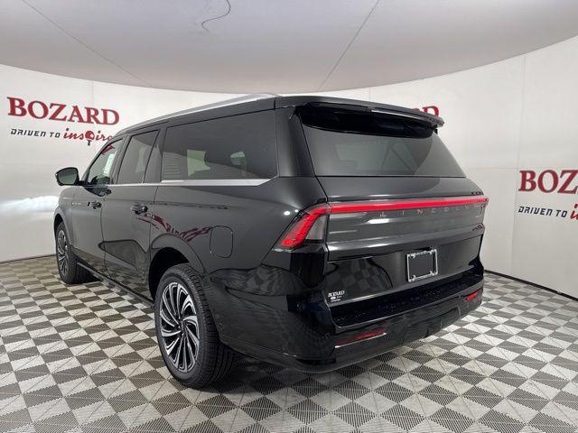 new 2025 Lincoln Navigator car, priced at $121,485