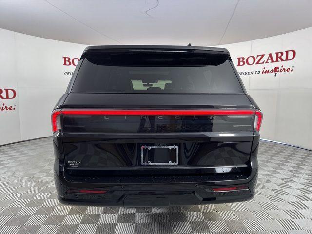 new 2025 Lincoln Navigator car, priced at $121,485