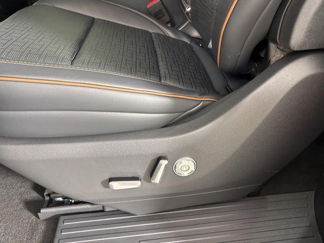 new 2025 Lincoln Navigator car, priced at $121,435