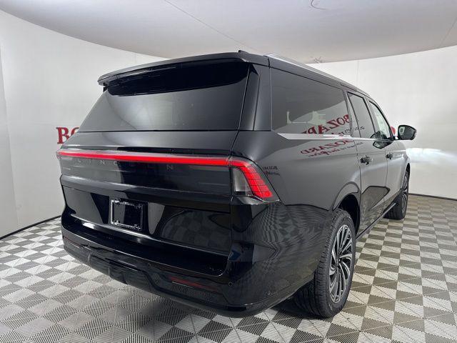 new 2025 Lincoln Navigator car, priced at $121,435