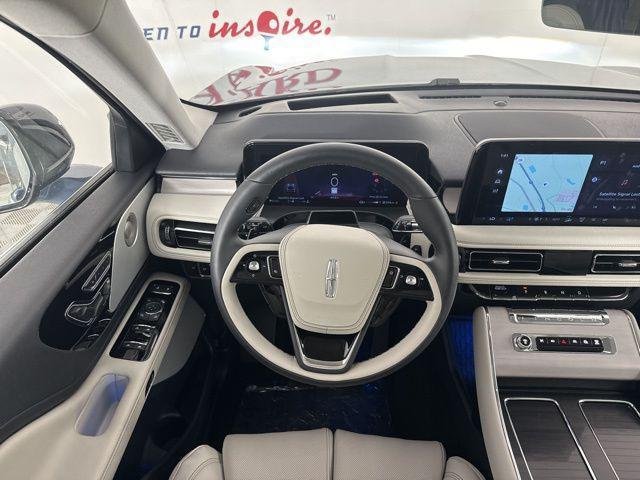 new 2025 Lincoln Aviator car, priced at $71,305