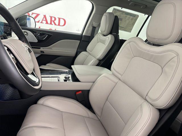 new 2025 Lincoln Aviator car, priced at $71,305
