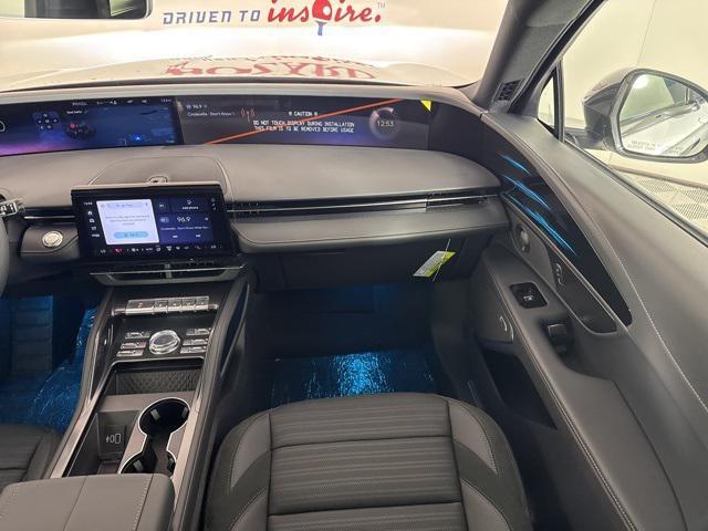 new 2025 Lincoln Nautilus car, priced at $60,035
