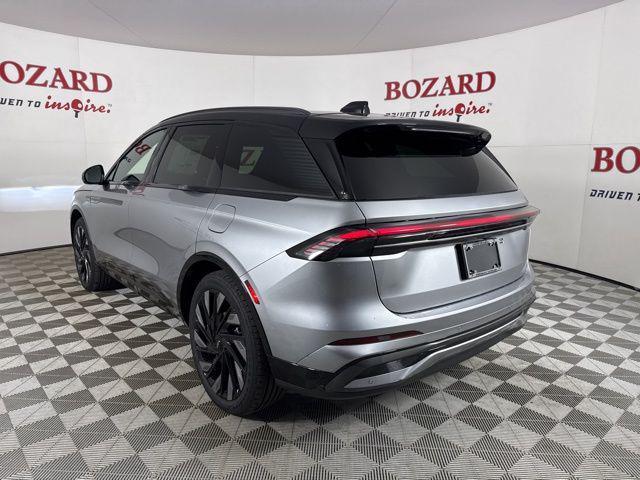 new 2025 Lincoln Nautilus car, priced at $61,369