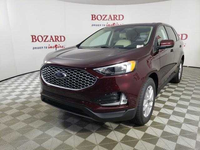 new 2024 Ford Edge car, priced at $35,135