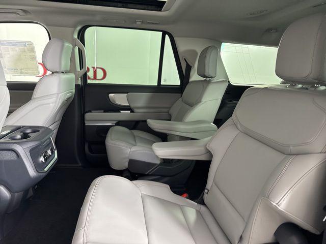 new 2025 Ford Expedition Max car, priced at $69,374