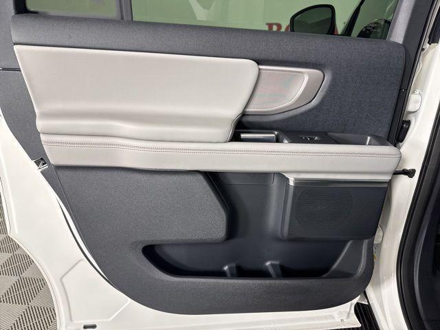 new 2025 Ford Expedition Max car, priced at $69,374