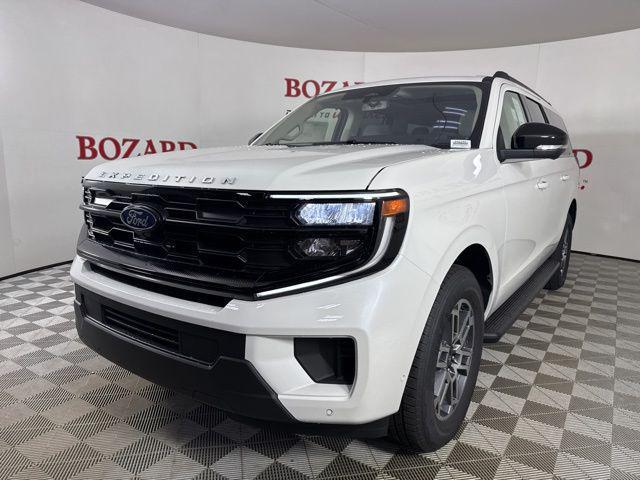 new 2025 Ford Expedition Max car, priced at $69,374