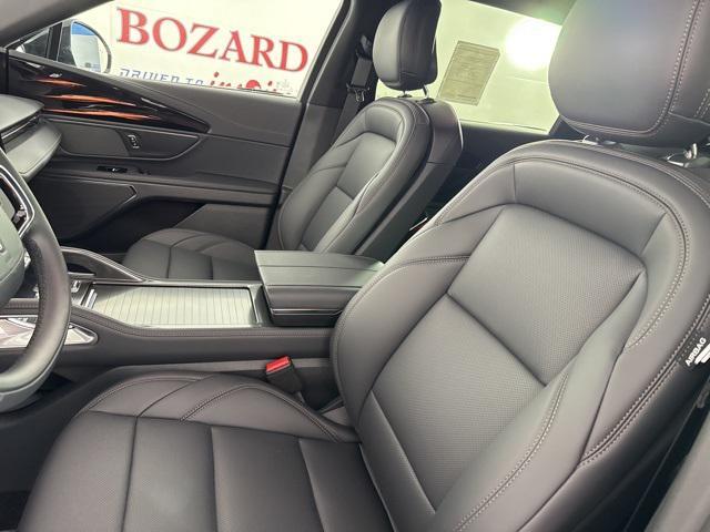 new 2025 Lincoln Nautilus car, priced at $52,412
