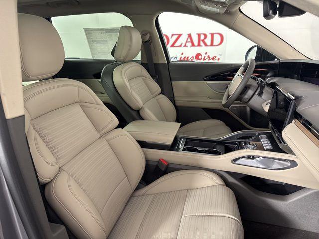 new 2025 Lincoln Nautilus car, priced at $61,557