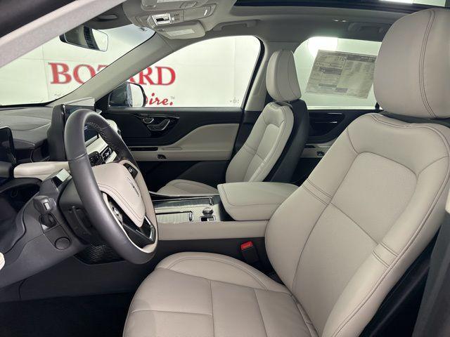 new 2025 Lincoln Aviator car, priced at $59,270