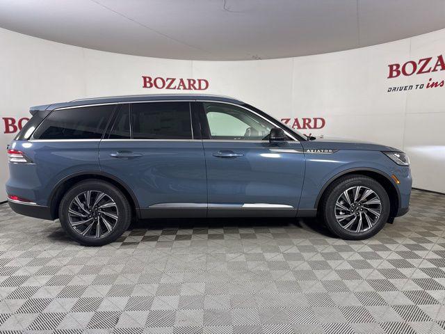 new 2025 Lincoln Aviator car, priced at $59,270