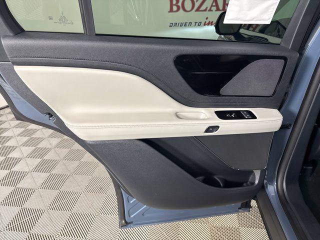 new 2025 Lincoln Aviator car, priced at $59,270