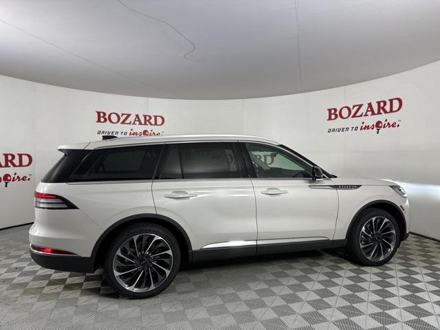 new 2025 Lincoln Aviator car, priced at $74,325