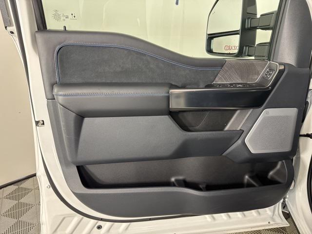 new 2025 Ford F-350 car, priced at $100,590