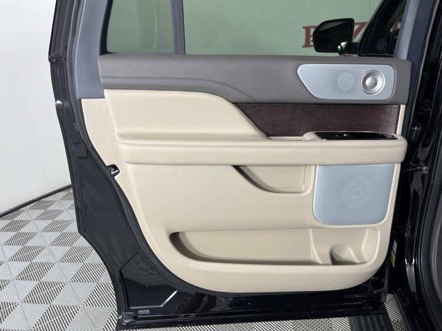 new 2024 Lincoln Navigator car, priced at $103,043