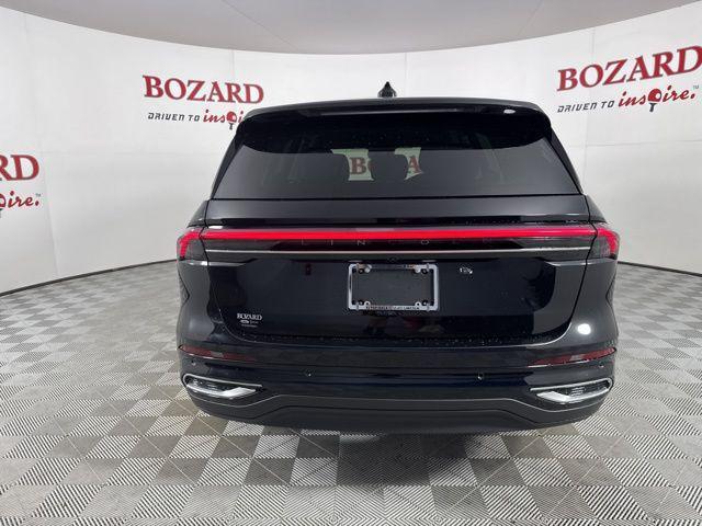new 2025 Lincoln Nautilus car, priced at $50,126