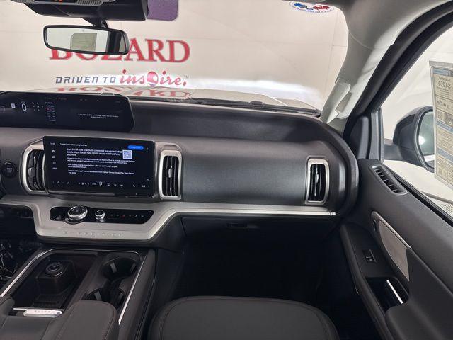 new 2025 Ford Expedition Max car, priced at $68,776