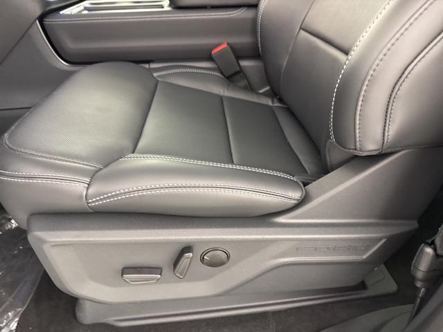 new 2025 Ford Expedition Max car, priced at $84,050