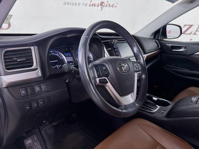 used 2017 Toyota Highlander Hybrid car, priced at $24,250