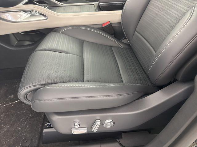 new 2025 Lincoln Nautilus car, priced at $61,557