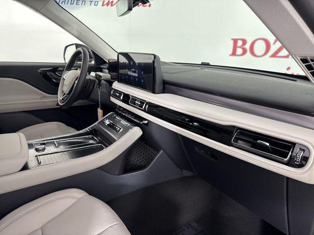new 2025 Lincoln Aviator car, priced at $53,292