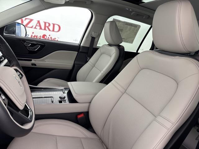 new 2025 Lincoln Aviator car, priced at $57,592