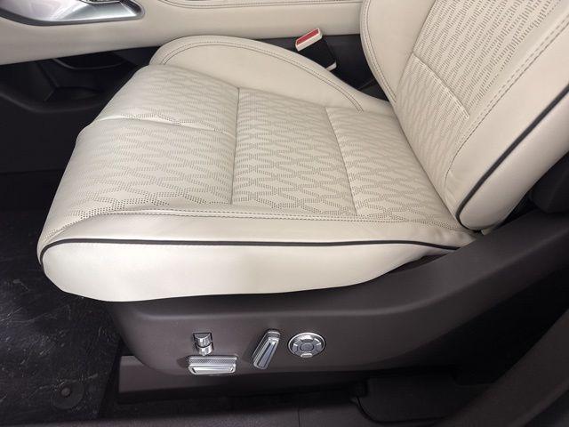 new 2025 Lincoln Nautilus car, priced at $83,725