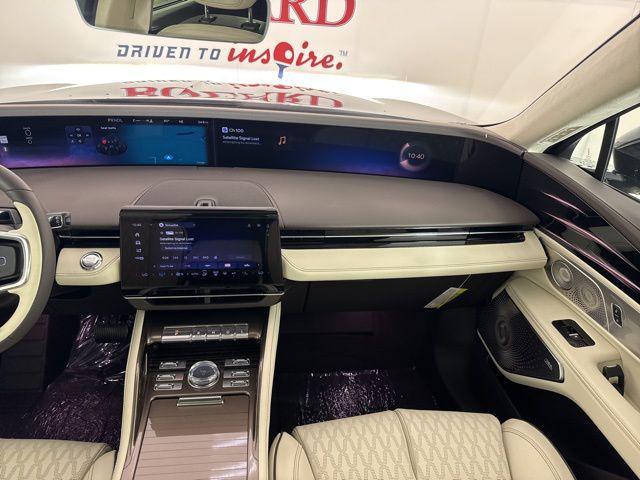 new 2025 Lincoln Nautilus car, priced at $83,725