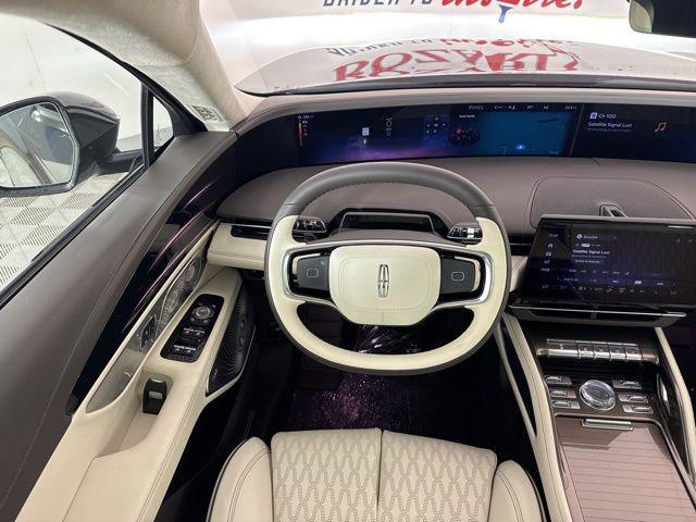 new 2025 Lincoln Nautilus car, priced at $83,725