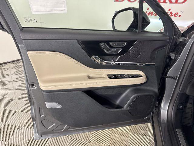 new 2025 Lincoln Corsair car, priced at $39,852