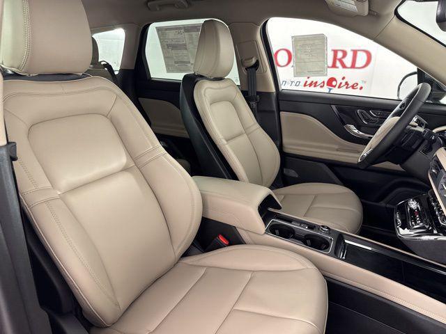 new 2025 Lincoln Corsair car, priced at $39,852