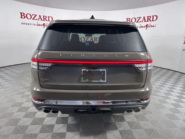 new 2025 Lincoln Aviator car, priced at $70,477