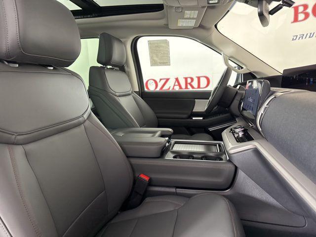 new 2025 Ford Expedition car, priced at $69,265