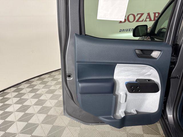 new 2025 Ford Maverick car, priced at $30,276